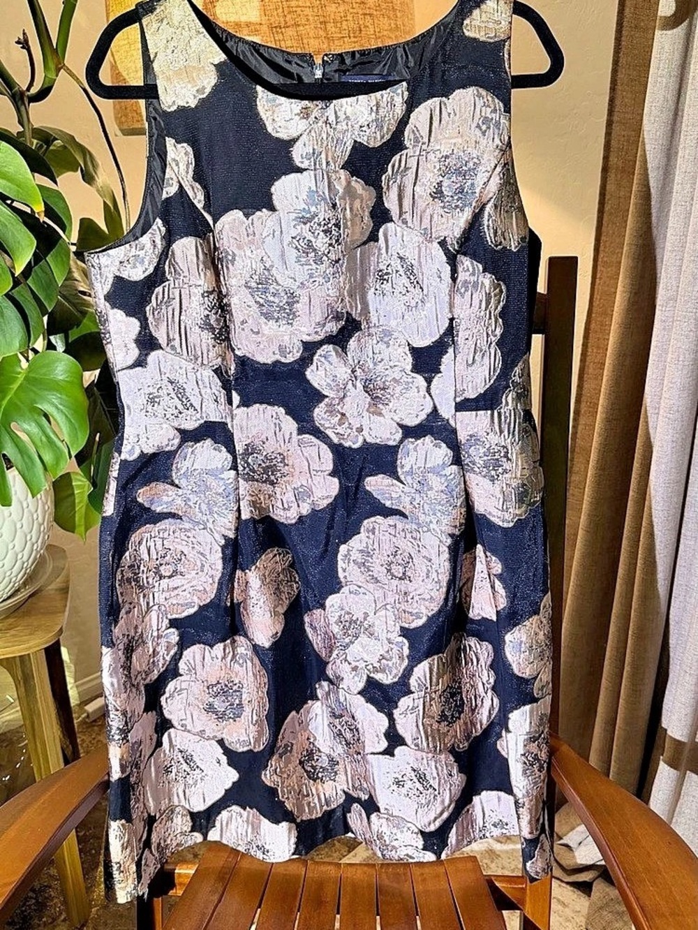 Floral Midi Dress in Black & Metallic Rose Gold Like New